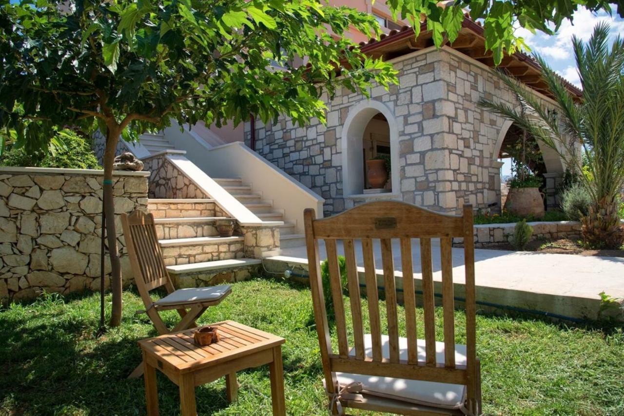 Petrinolis Retreat Apartment Sitia  Bagian luar foto