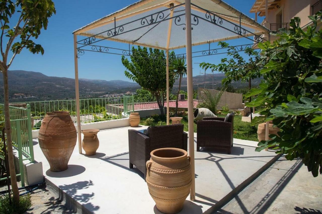 Petrinolis Retreat Apartment Sitia  Bagian luar foto